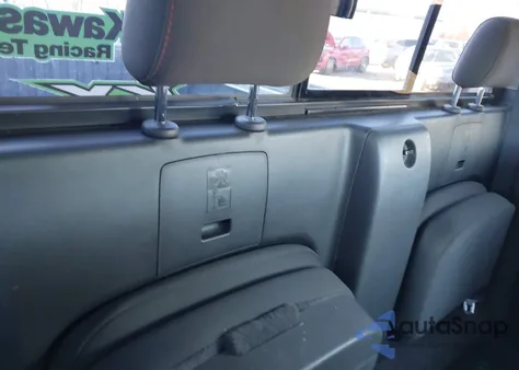 2012 Nissan Frontier Pro-4X из США, поврежденный, VIN 1N6AD0CW8CC446647